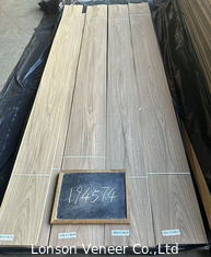 Kroon gesneden American Walnut Veneer Natuurlijke AA-kwaliteit Dikte 0,42 mm Lichte kleur