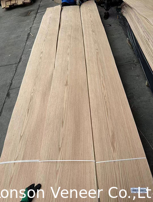 Crown Cut Red Oak Veneer Dikte 0,5 mm Houten veneerpaneel AAA-klasse