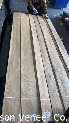 0,55 mm dik, ruw gezaagd Europees wit eiken fineerpaneel A/B-klasse