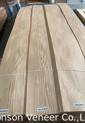 Crown Cut American Red Oak Veneer Panel AA Grade Dikte 0,5 mm