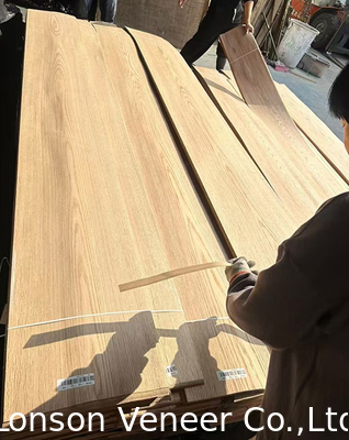 Bergkorrel American Red Oak Veneer Panel AA Grade Dikte 0,5 mm